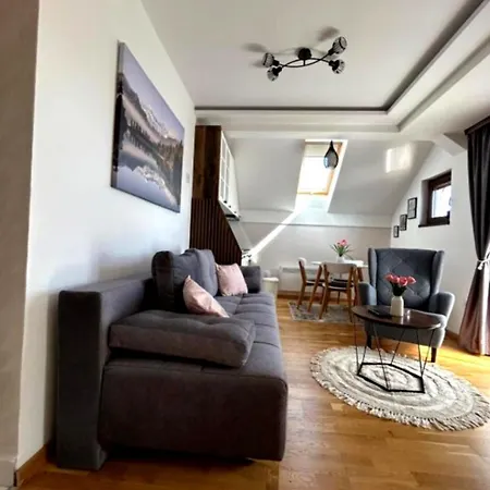 Altavista アパート *