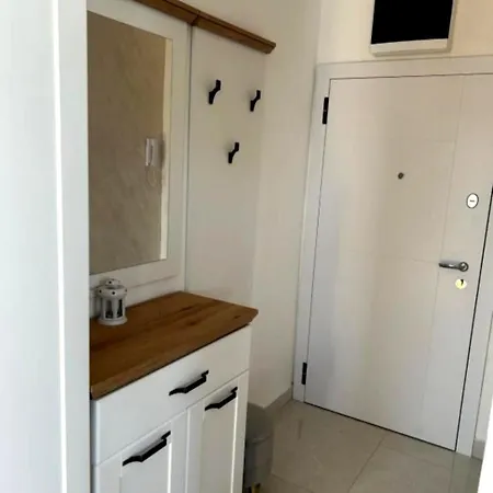 アパート Altavista ズラティボール