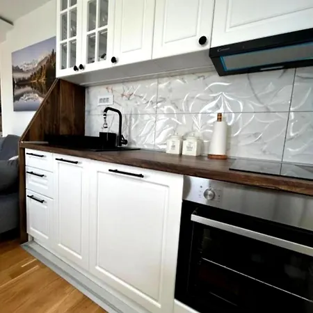 アパート Altavista