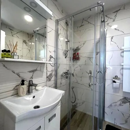 アパート Altavista