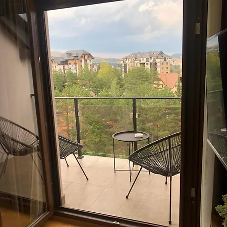 アパート Altavista